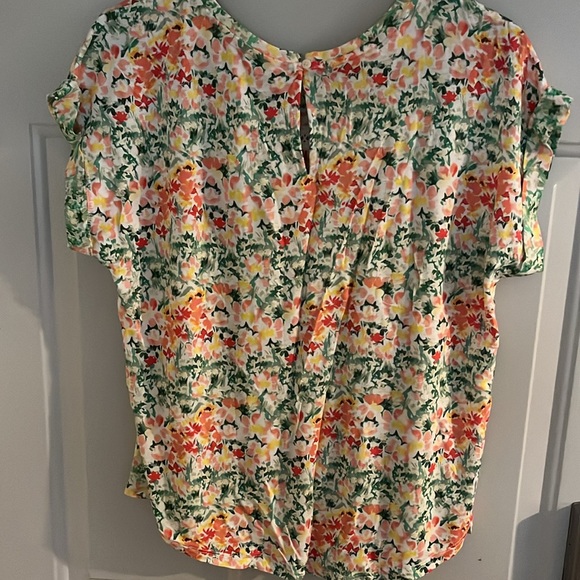 Loft, floral, dress shirt - Picture 2 of 5